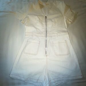 Tea n Cup Cream Zip-Up Romper M